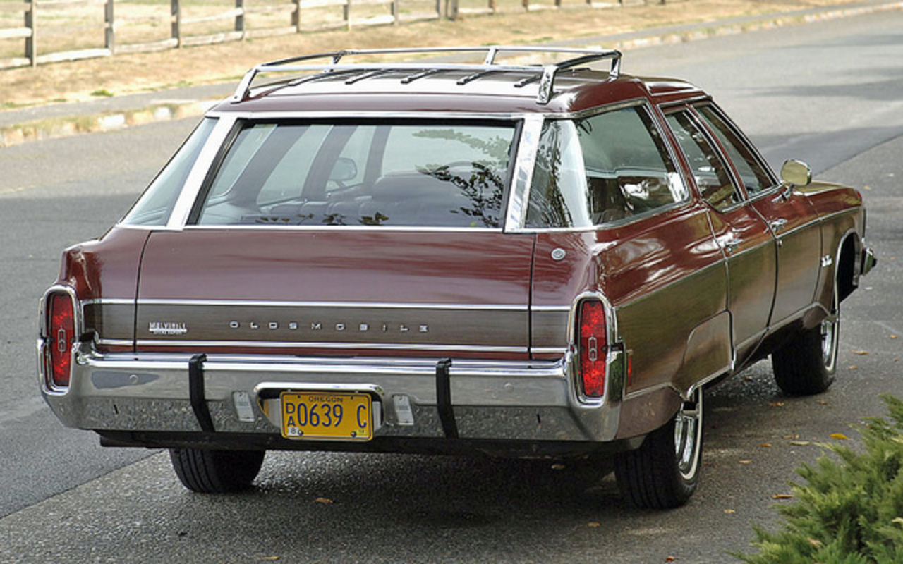 1973 Oldsmobile Custom Cruiser wagon / Flickr - Partage de photos!