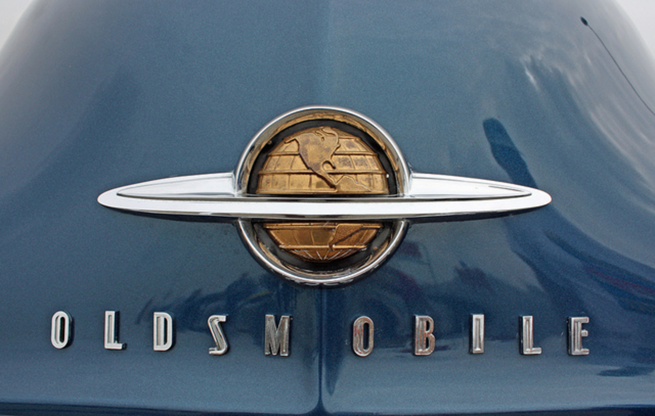 1950 Oldsmobile Futuramic 88 Berline 2 portes (2 sur 17) / Flickr...