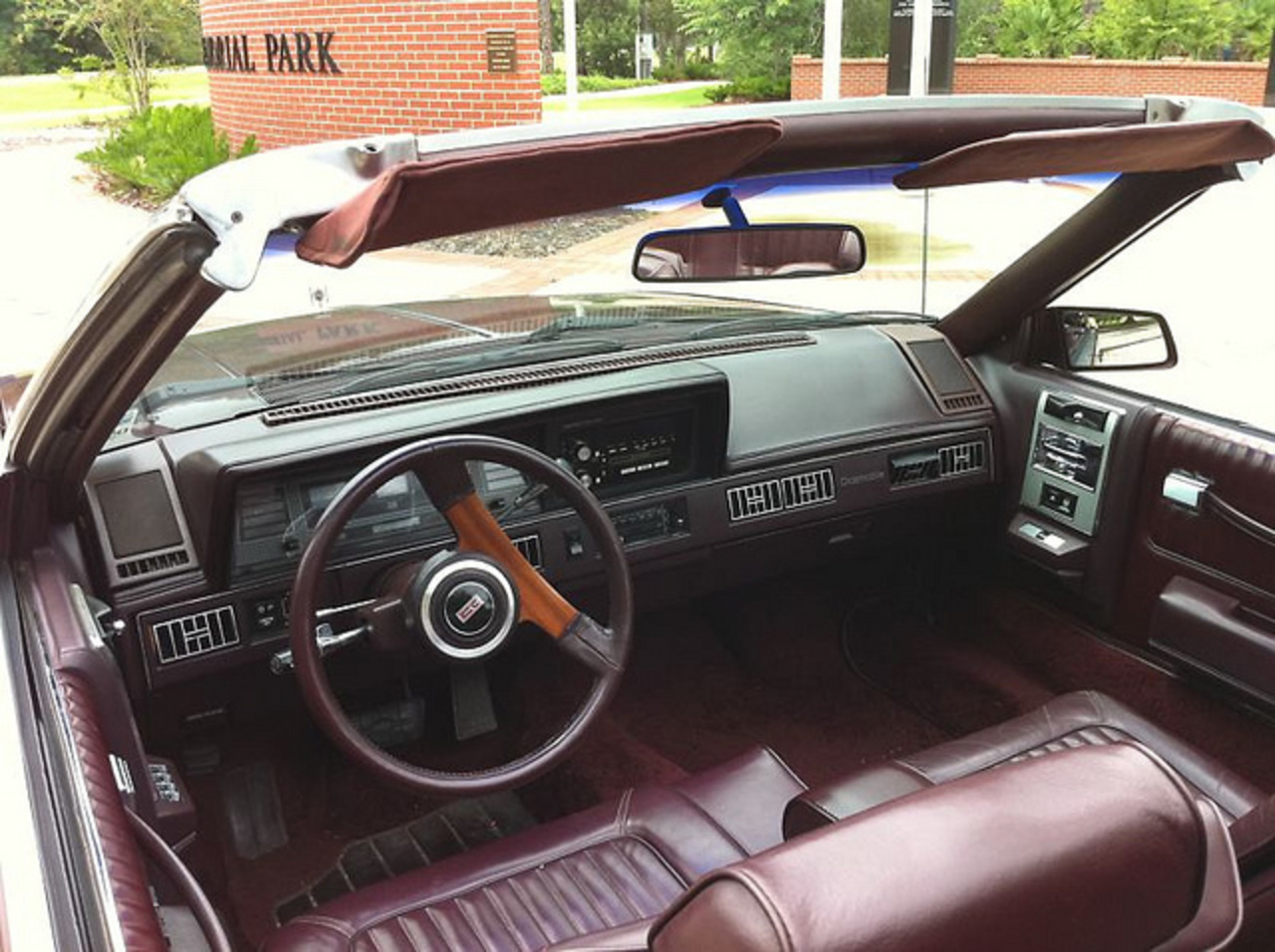 1985 Oldsmobile Cutlass Ciera / Flickr - Partage de photos!