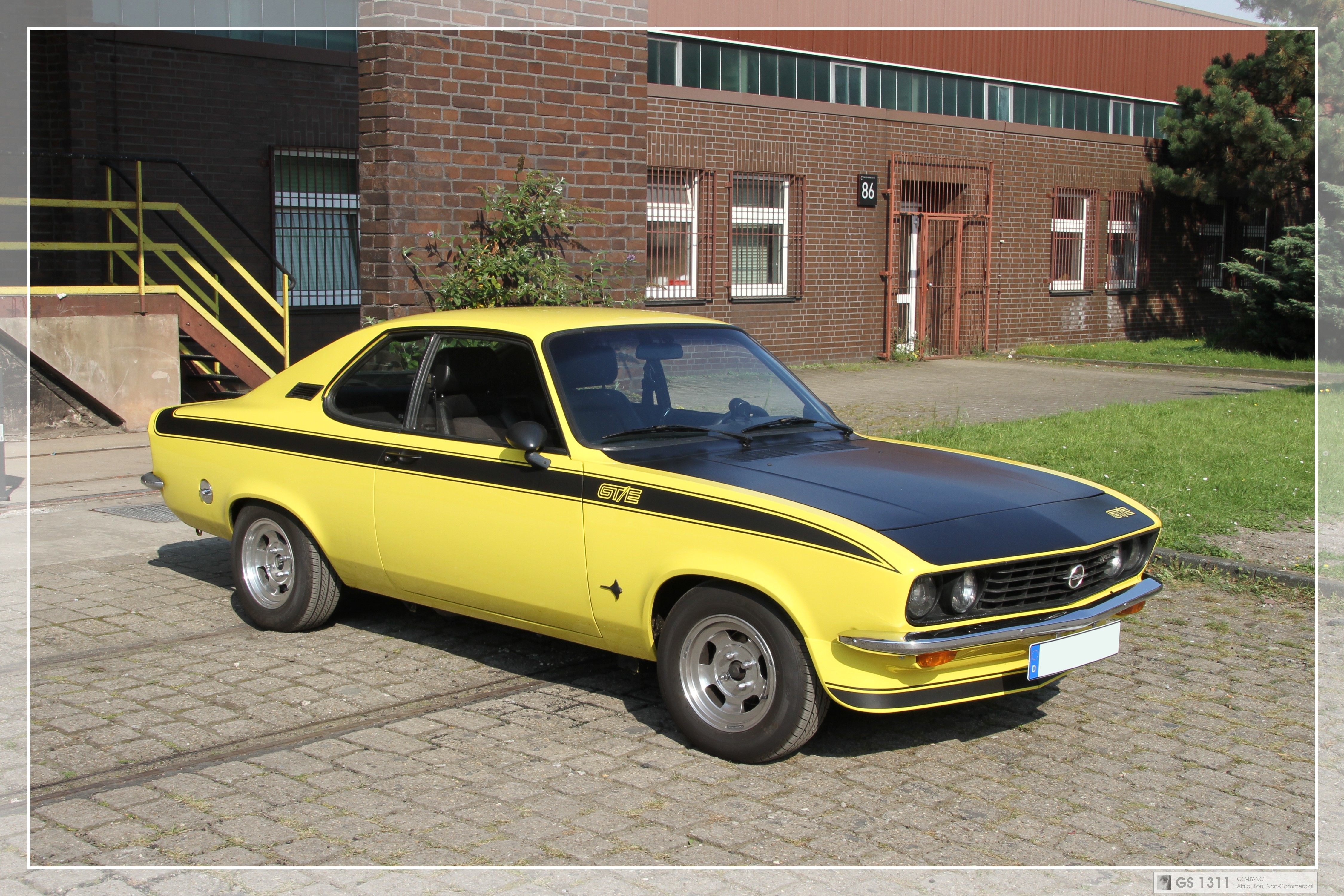 1974 - 1975 Opel Manta A GT/E (04) / Flickr - Partage de photos!
