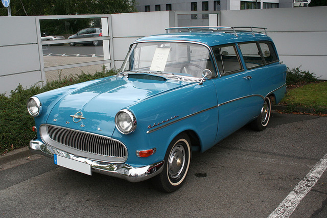 Opel Rekord Olympia Caravan (1959) / Flickr - Partage de photos!