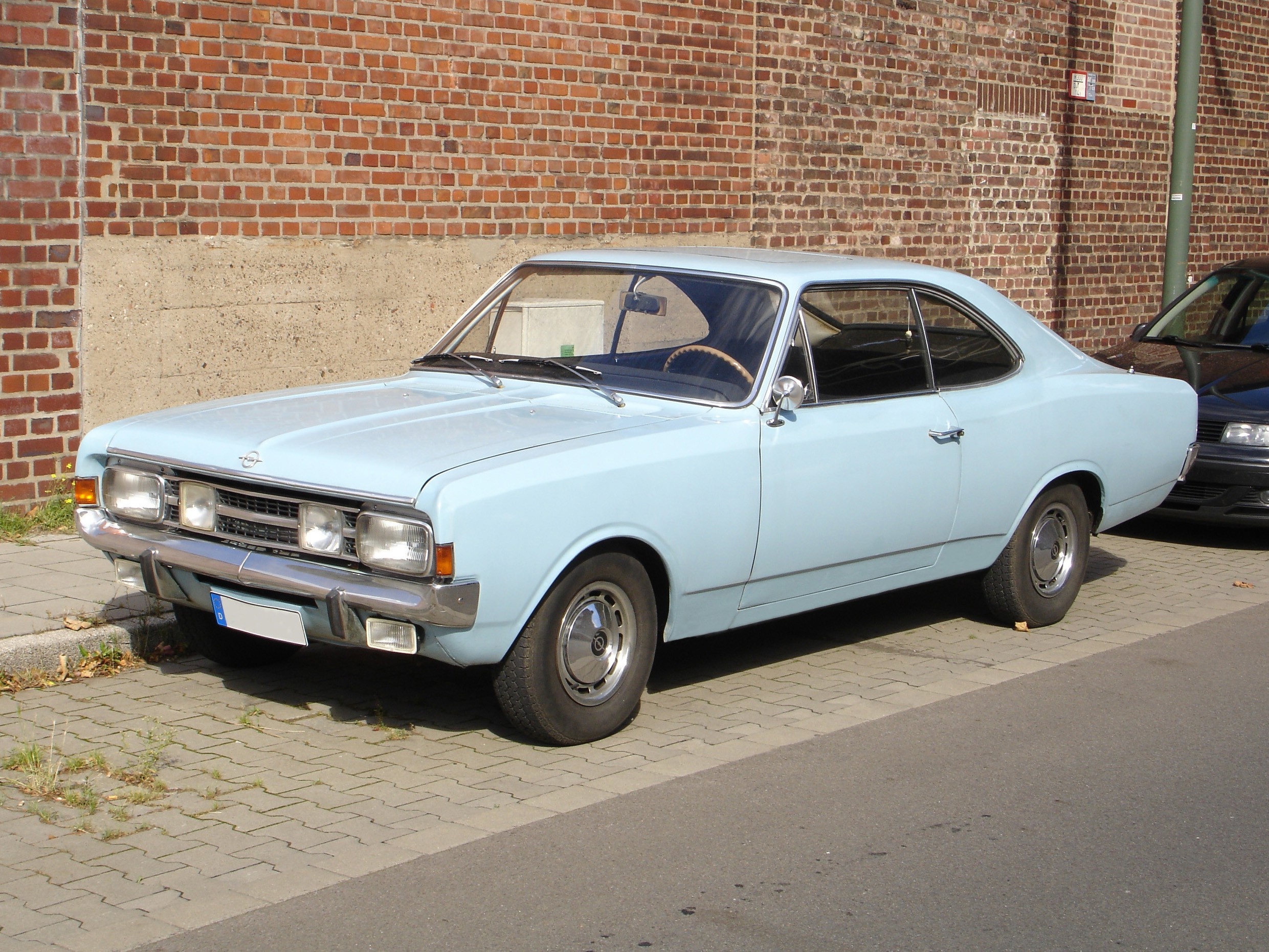 Dossier: Opel-Rekord-C-Coupé.jpg - Wikimedia Commons