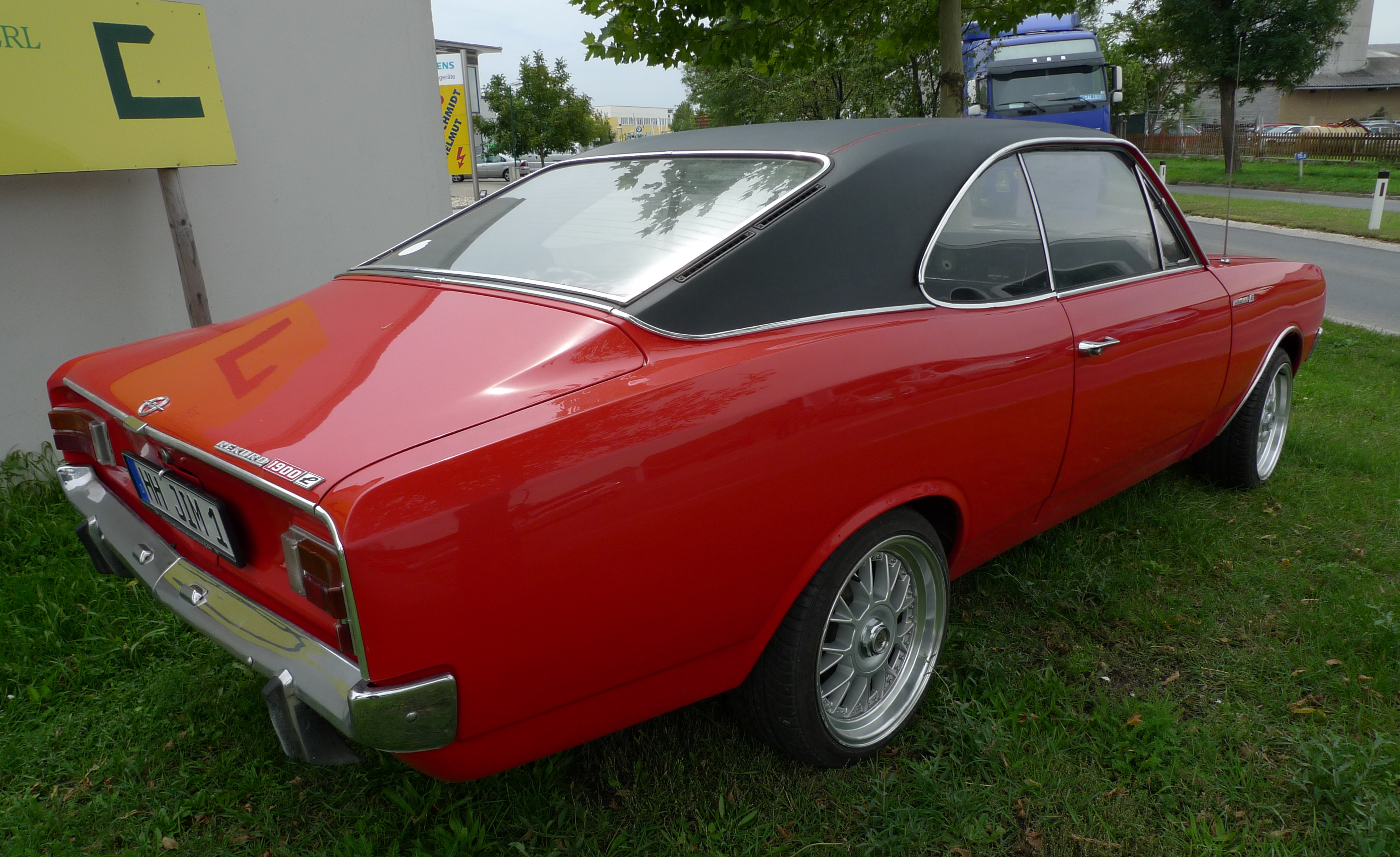 Opel Rekord 1900 L / Flickr - Partage de photos!