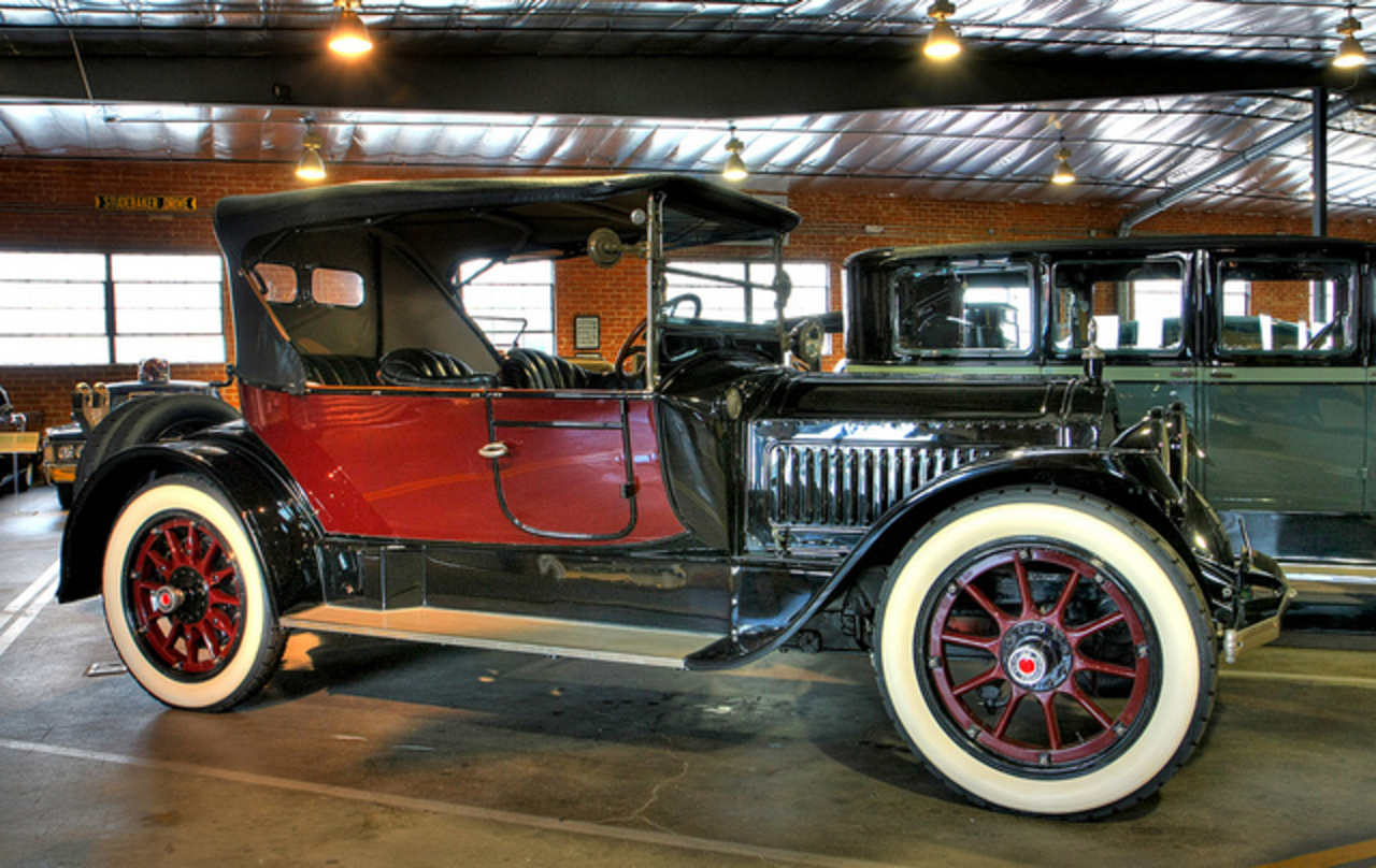 Packard Twin Six Cabriolet 1916 / Flickr - Partage de photos!