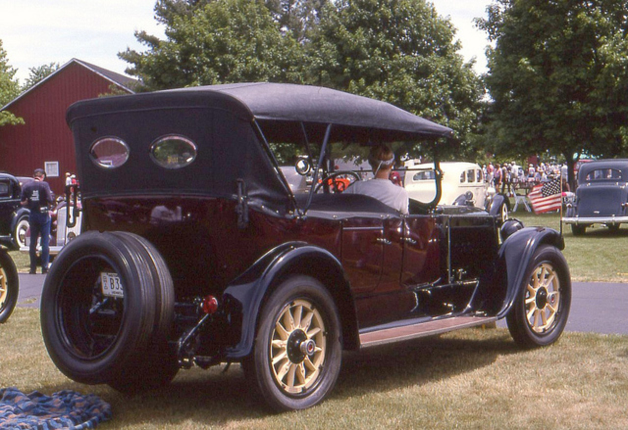 1918 Packard Twin Six touring / Flickr - Partage de photos!
