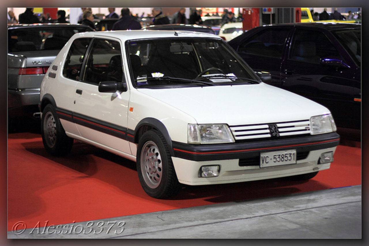 Flickr : La piscine peugeotfans