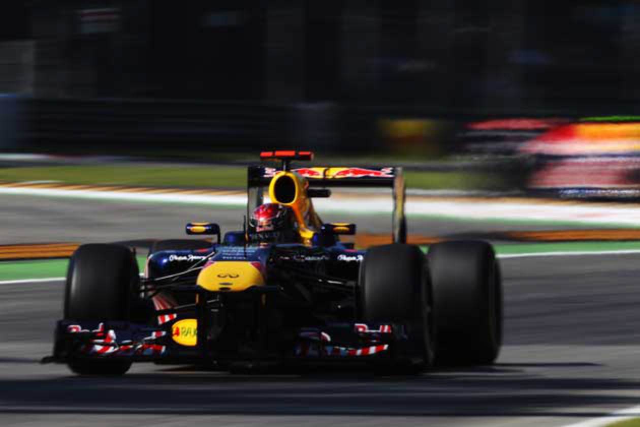 Red Bull Galerie de photos Red Bull-Renault: Photo #10 sur 10...