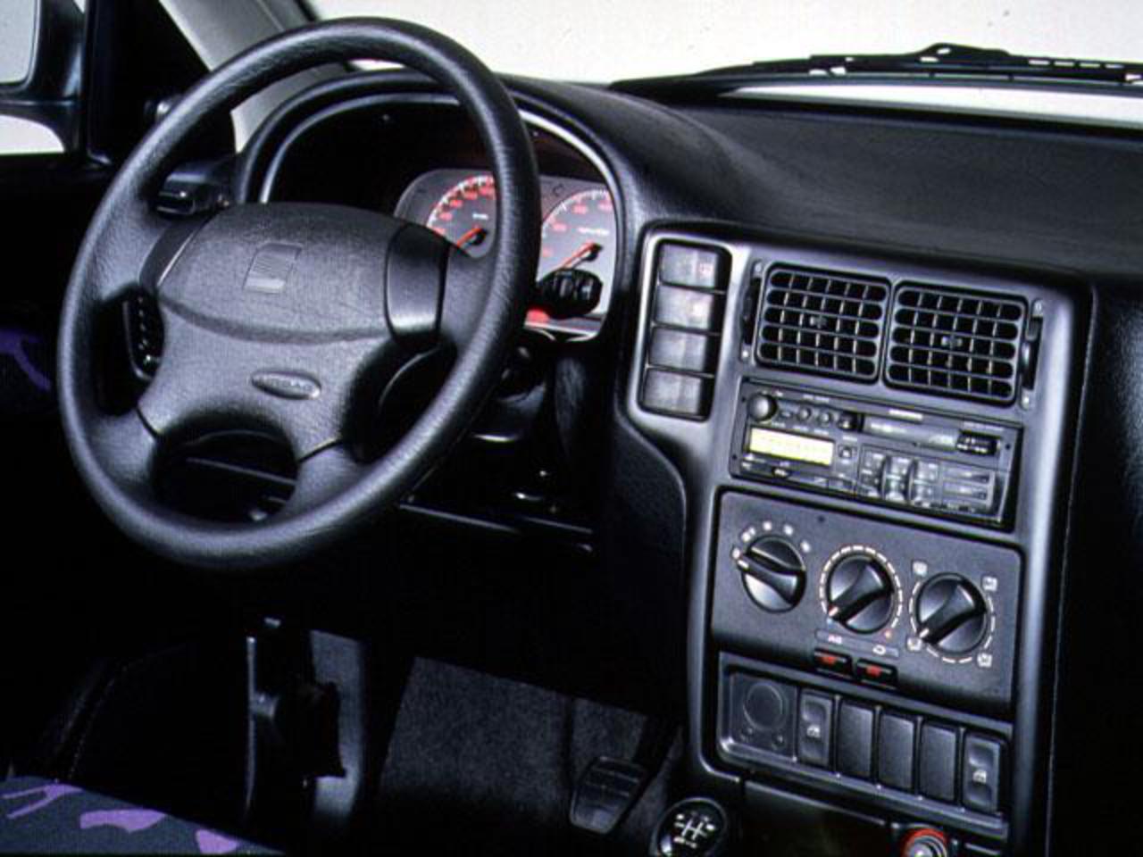 SEAT Cordoba SX 1.6i 2 portes coupÃ© 1997