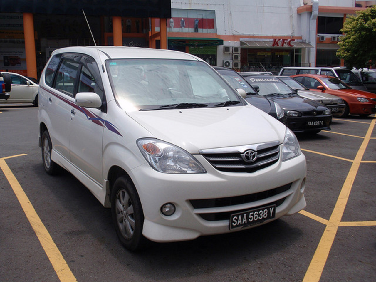 Toyota Avanza Liftée À Kota Kinabalu | Flickr - Partage De Photos!