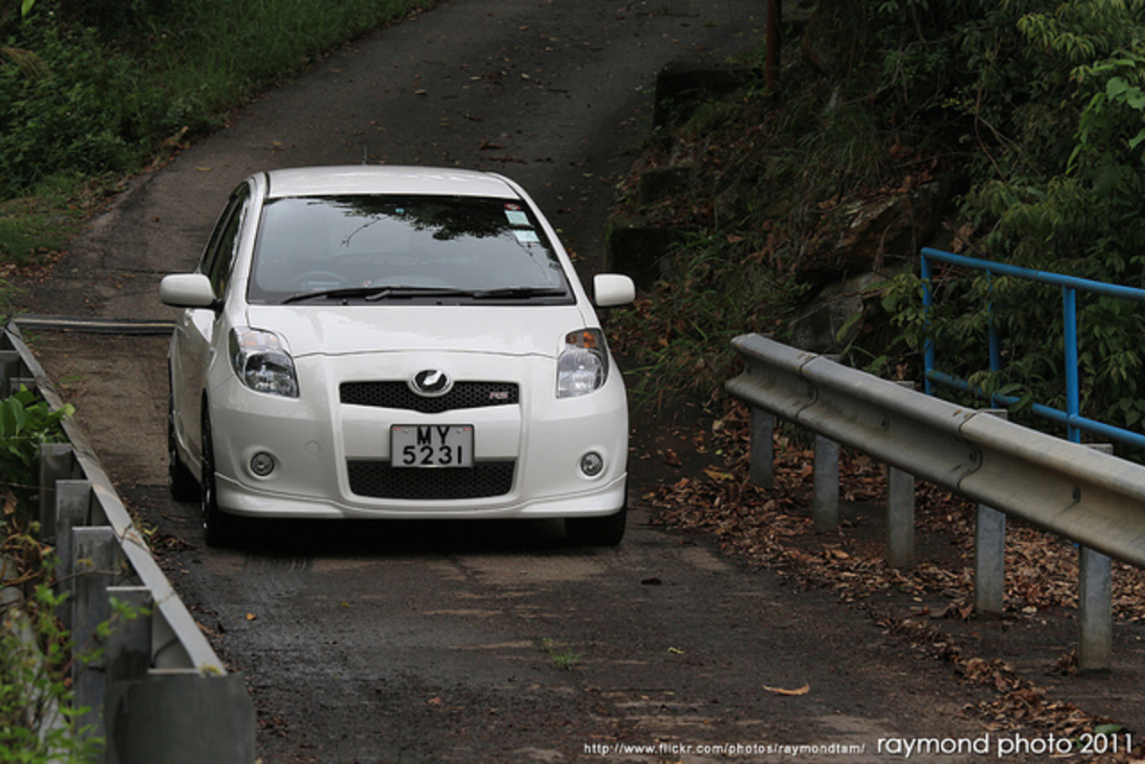 Toyota Yaris RS / Flickr - Partage de photos!