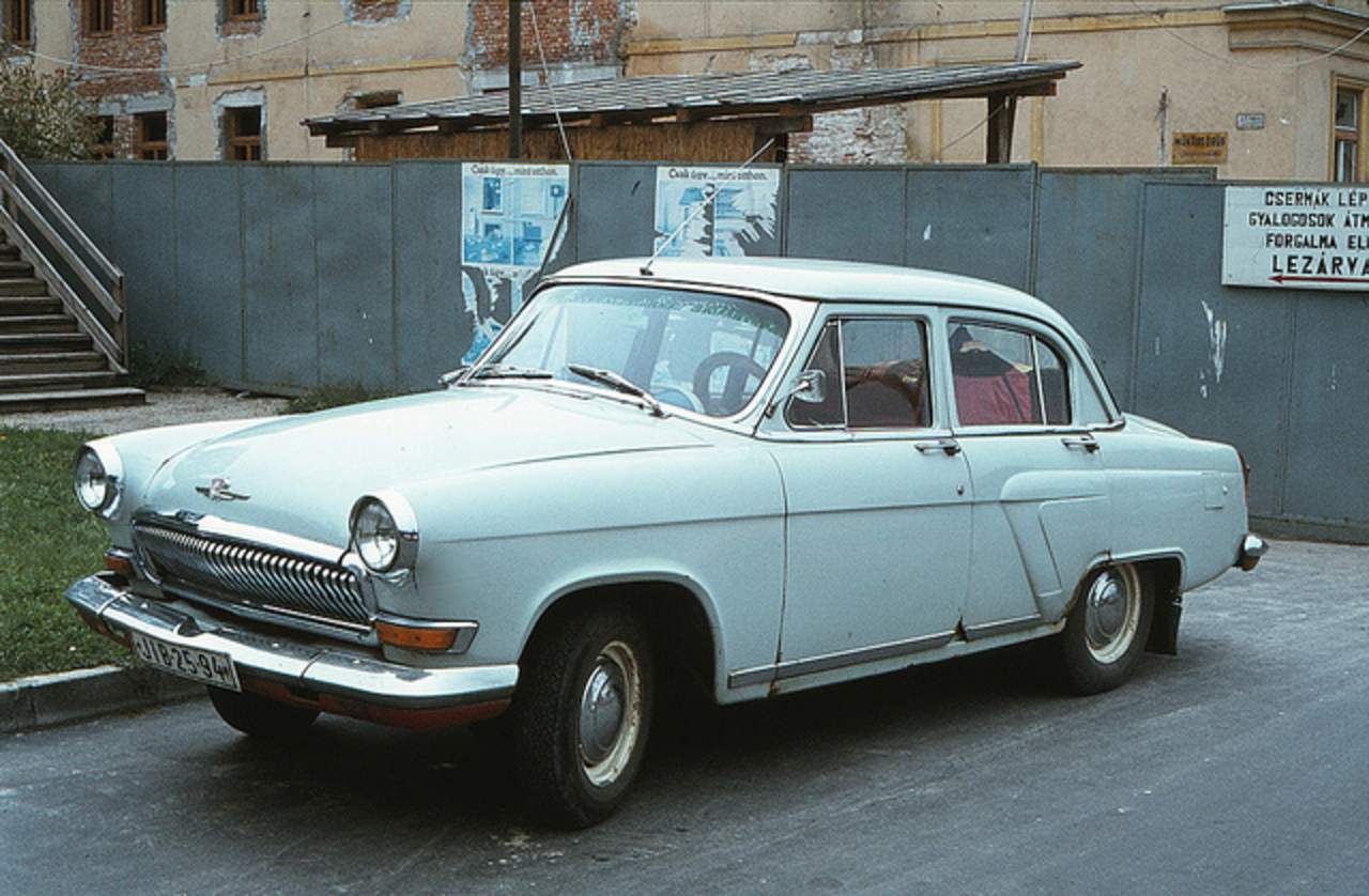 Volga GAZ 21 Sedan / Flickr - Partage de photos!
