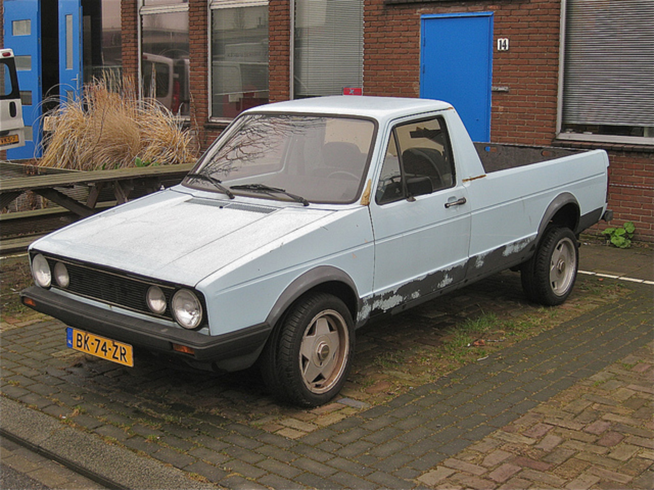 Pick-up Diesel VOLKSWAGEN Caddy, 1985 / Flickr - Partage de photos!