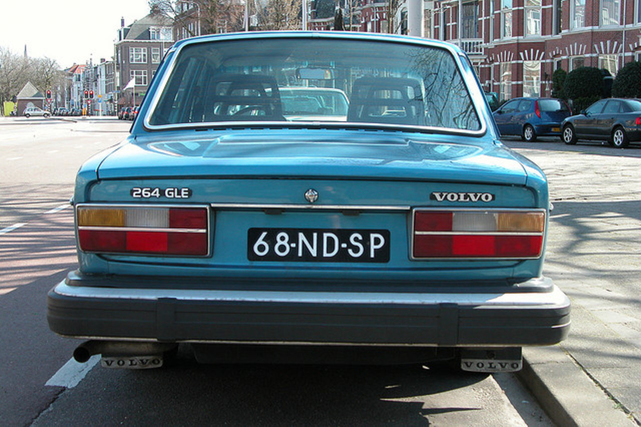 Volvo day: Volvo 264 GLE Automatic 1978 / Flickr - Partage de photos!