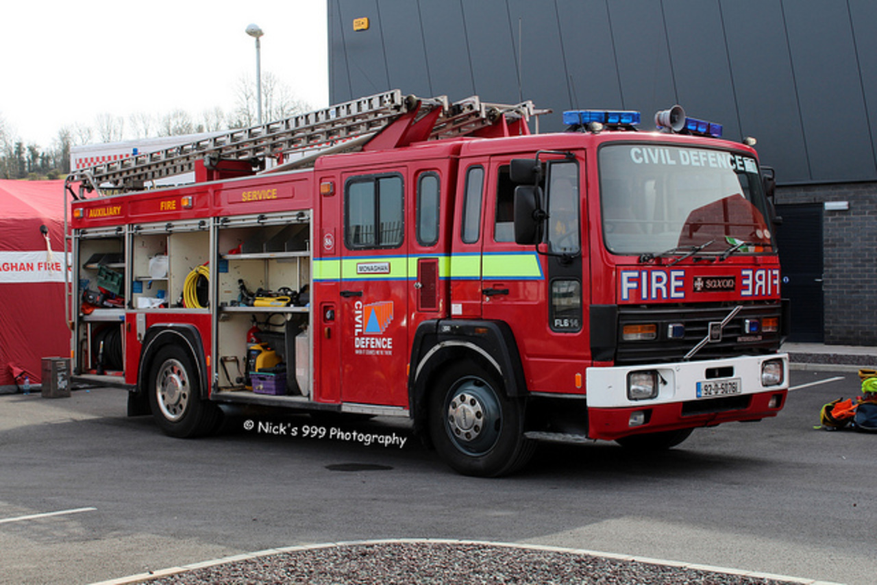 Protection civile / Service auxiliaire d'incendie / 86 / 92 MN 50671 / Volvo...