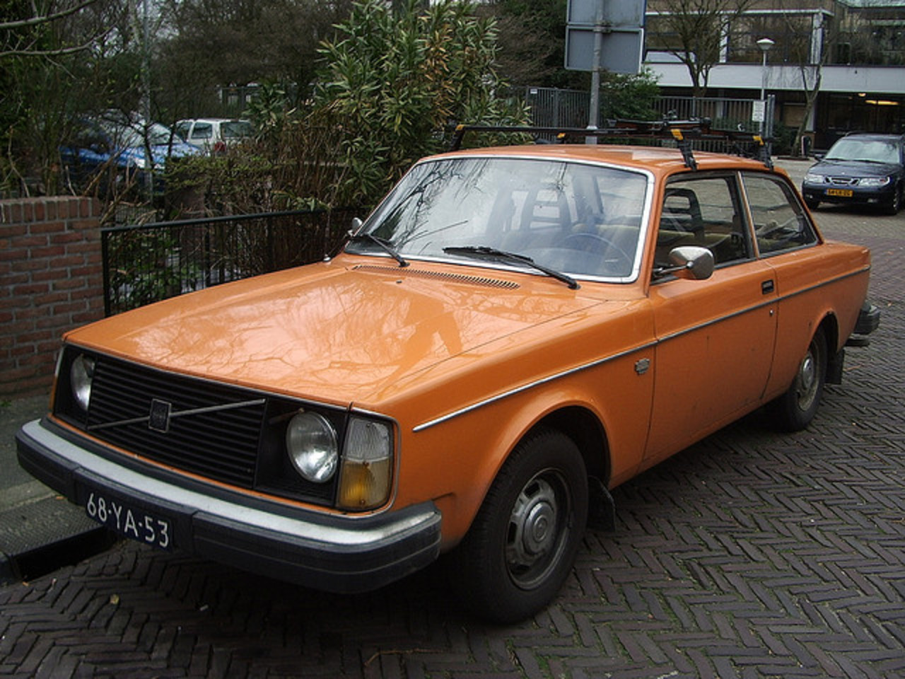 Volvo 242 DL | Flickr 1975 - Partage de photos!