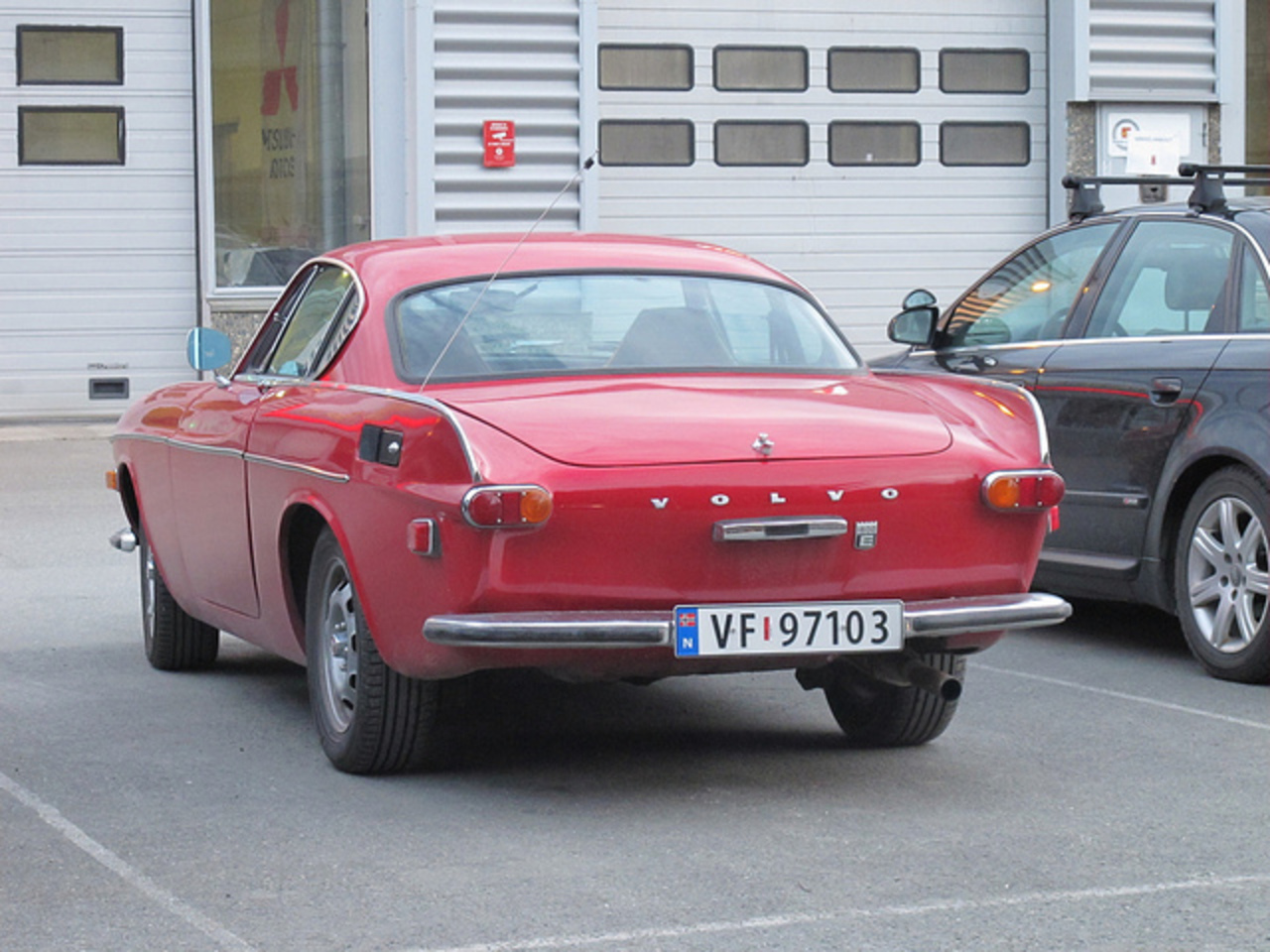 Flickr: Les Volvos, Ancienne et Nouvelle Piscine