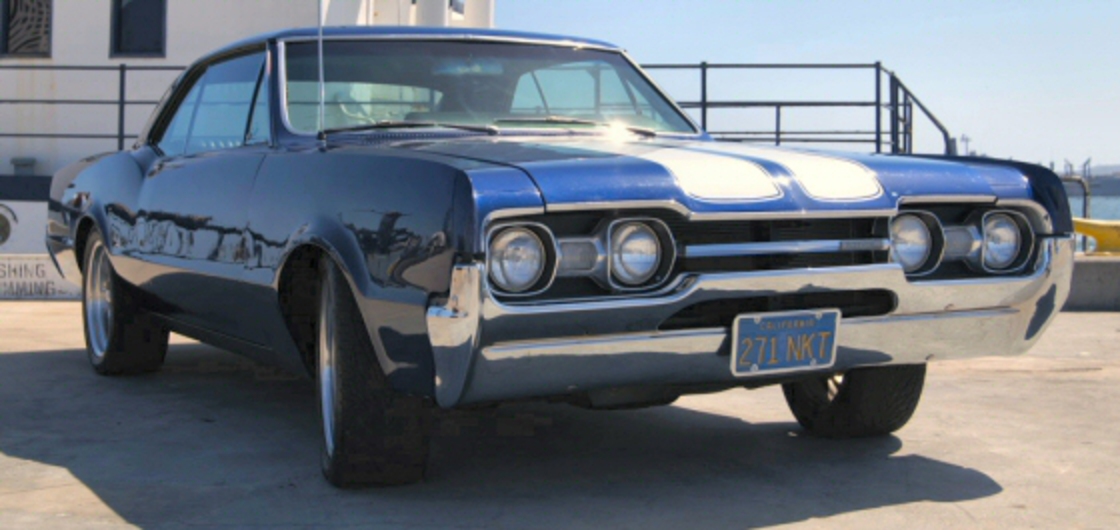 1967 Oldsmobile Cutlass Supreme 2DR HT Restauration complète terminée environ 6-7