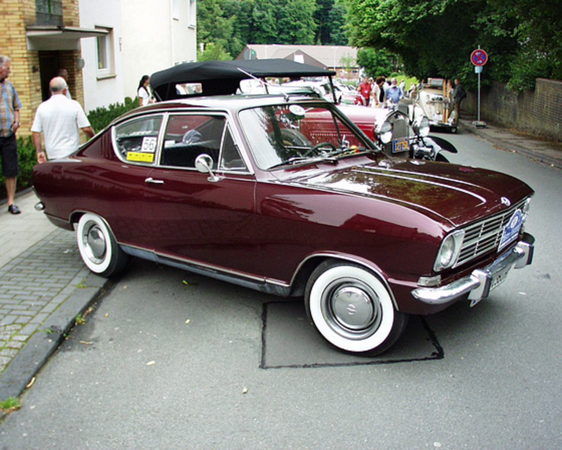 Opel Kadett 1100 S Coupé. Voir Télécharger le fond d'écran. 560x448. Commentaire
