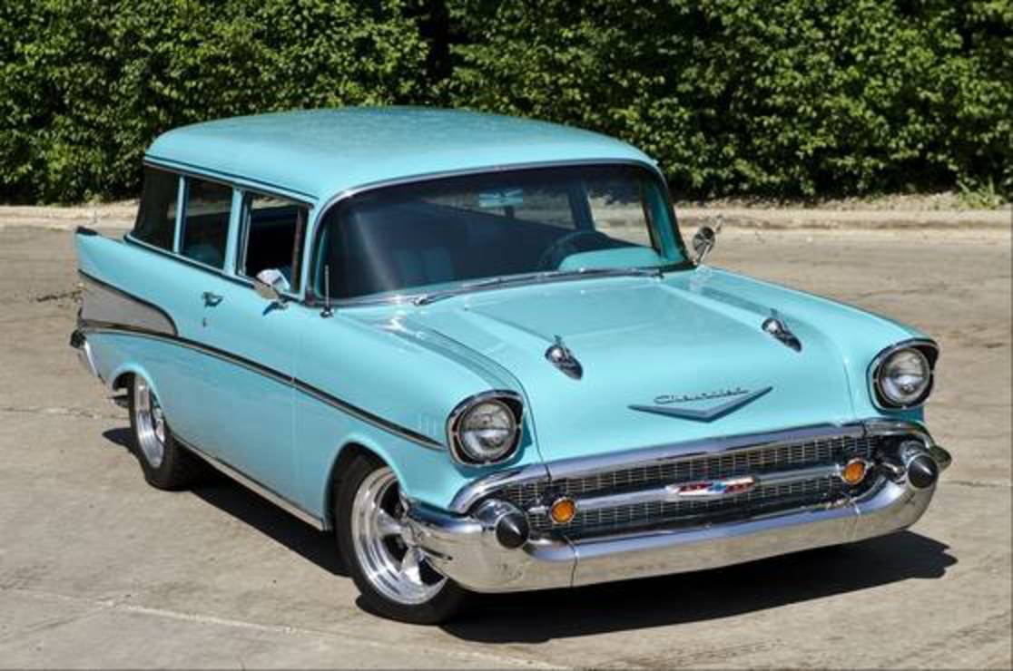 Skip Gallagher de Palatine a personnalisé ce wagon Chevrolet 210 de 1957 juste pour