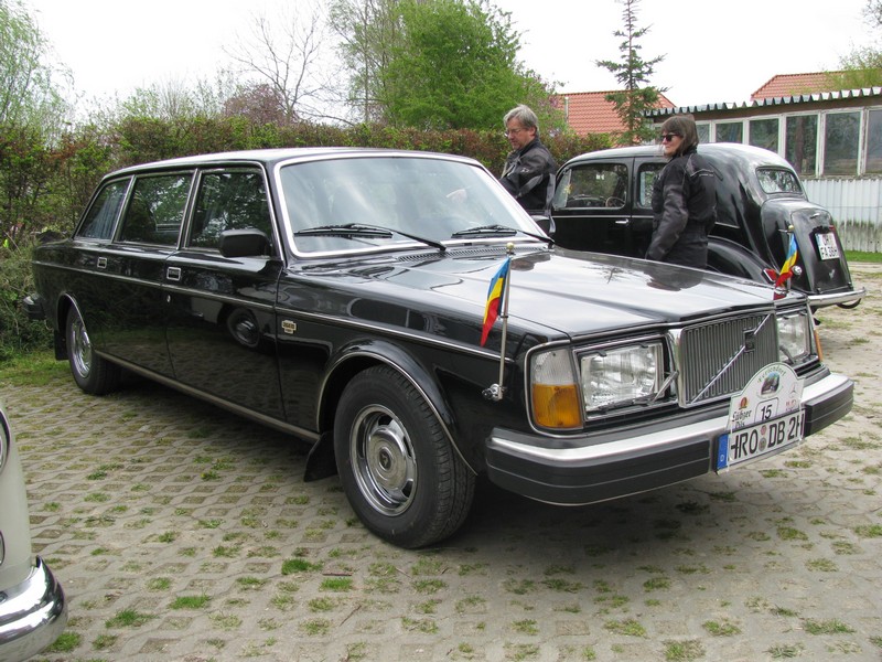 Limousine VOLVO 264 TE aus der Hansestadt Rostock bei der Oldtimer - Rally,