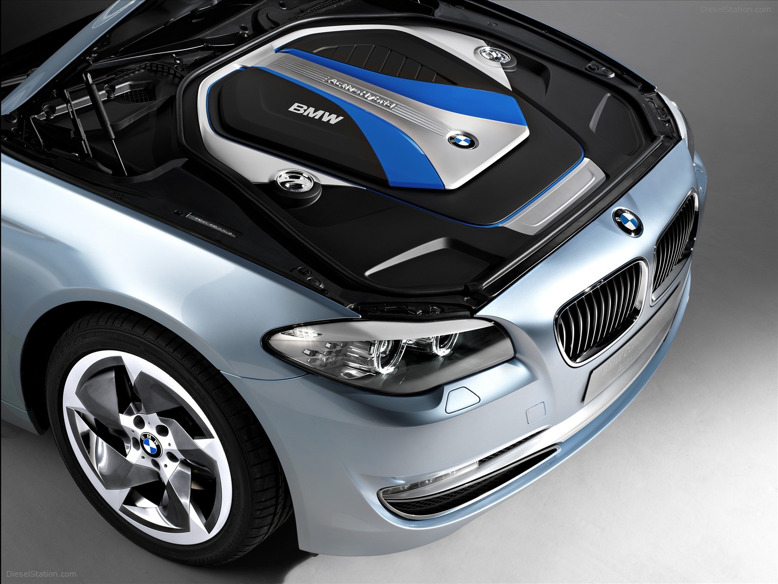 BMW Série 5 Concept Hybride Actif 2010 - Papier peint de voiture à Dieselstation
