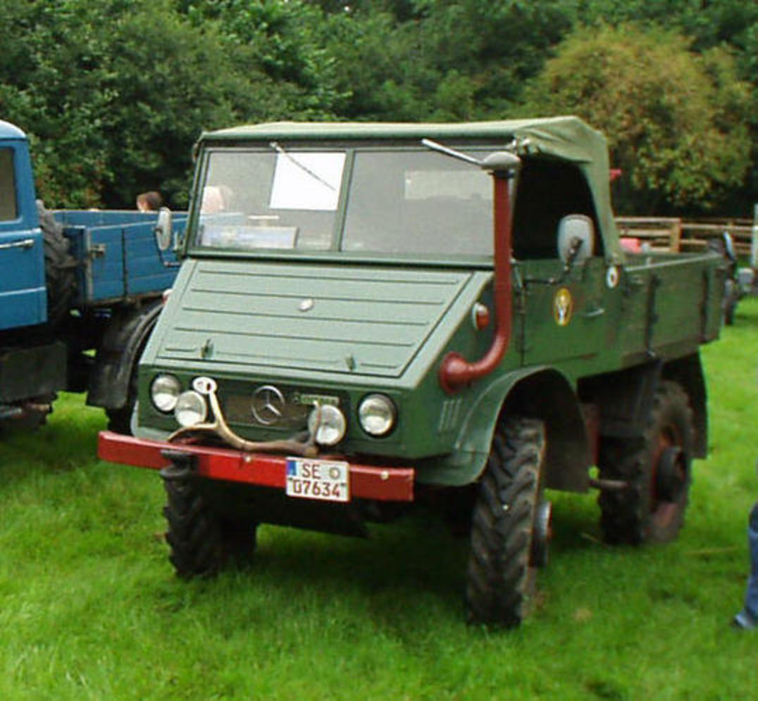 Mercedes-Benz Unimog 411 OM636 Cabriolet Kurzer Radstand Unimog 411