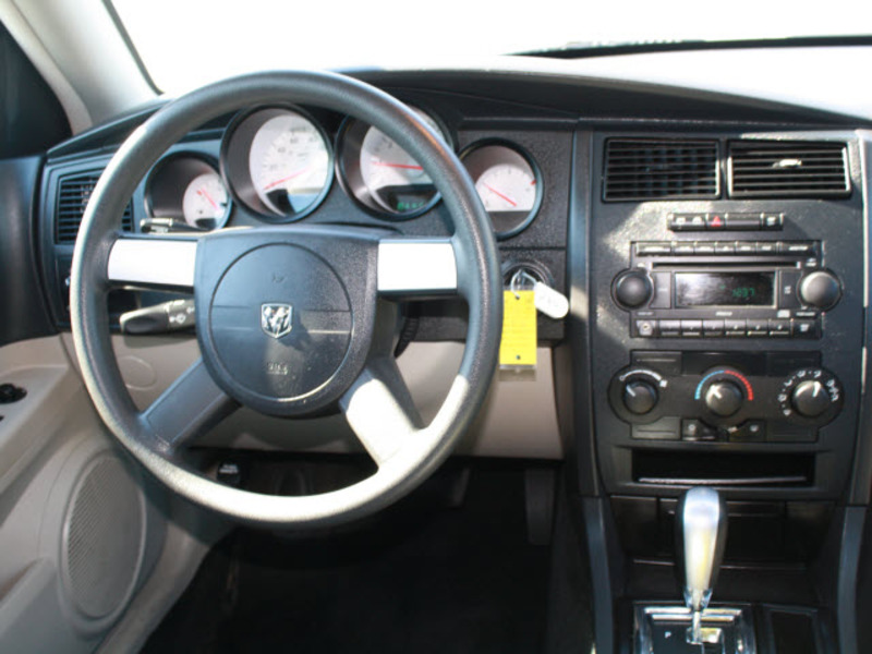 Image Dodge Magnum SE 2005, intérieur