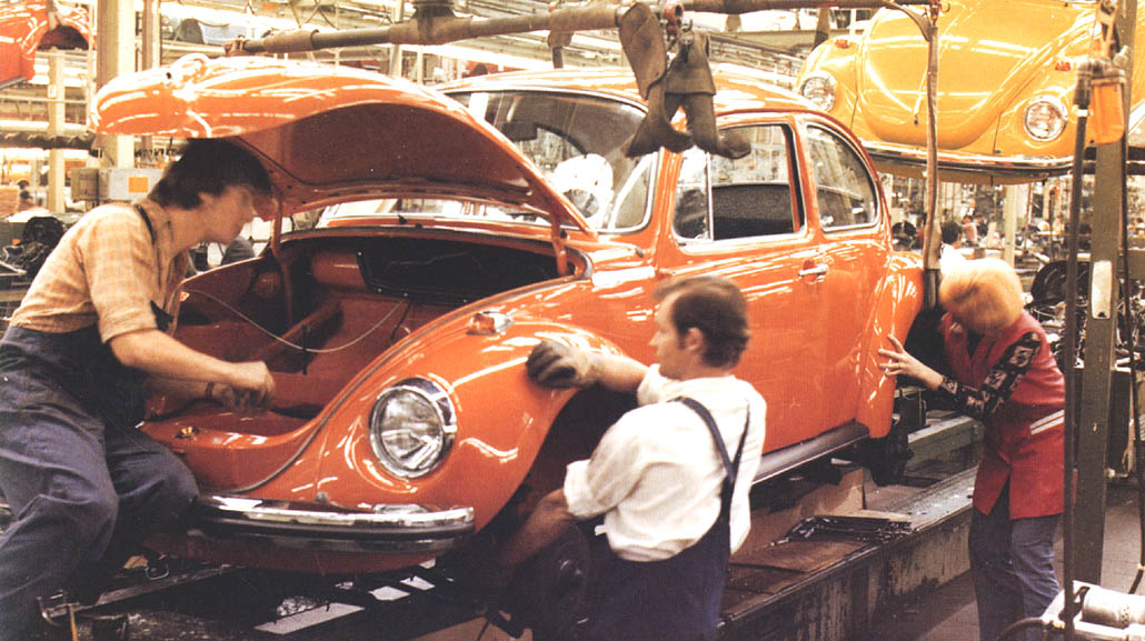 Volkswagen 1303 Super Beetle. Voir Télécharger le fond d'écran. 1030x577. Commentaire