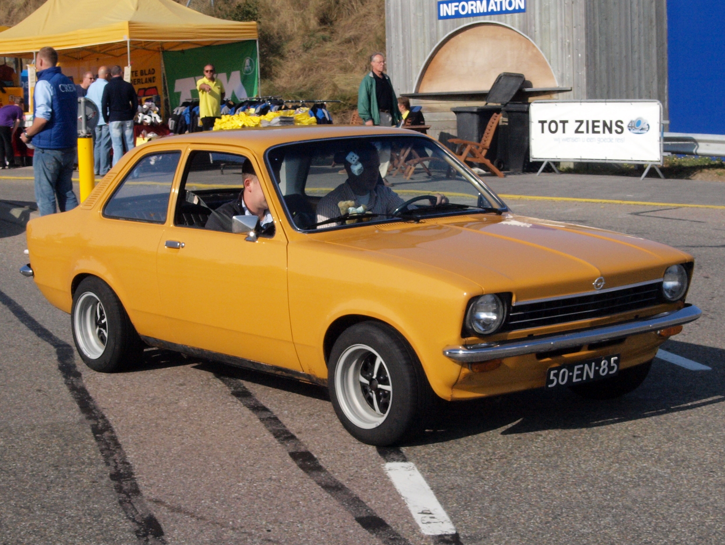 Dossier: Immatriculation néerlandaise AUTOMATIQUE Opel KADETT 50-EN-85 pic3.JPG