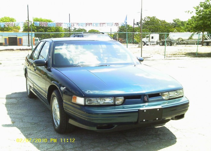 1997 Série Oldsmobile Cutlass Supreme SL à San Antonio, Texas à Vendre