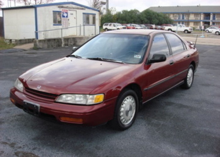1994 Honda Accord DX à Pasadena, Texas à vendre. 1994 Honda Accord DX
