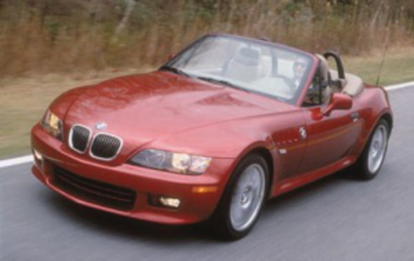 2001 BMW Z3 3.0i 2dr Roadster. Pour évaluer un véhicule, veuillez sélectionner un modèle