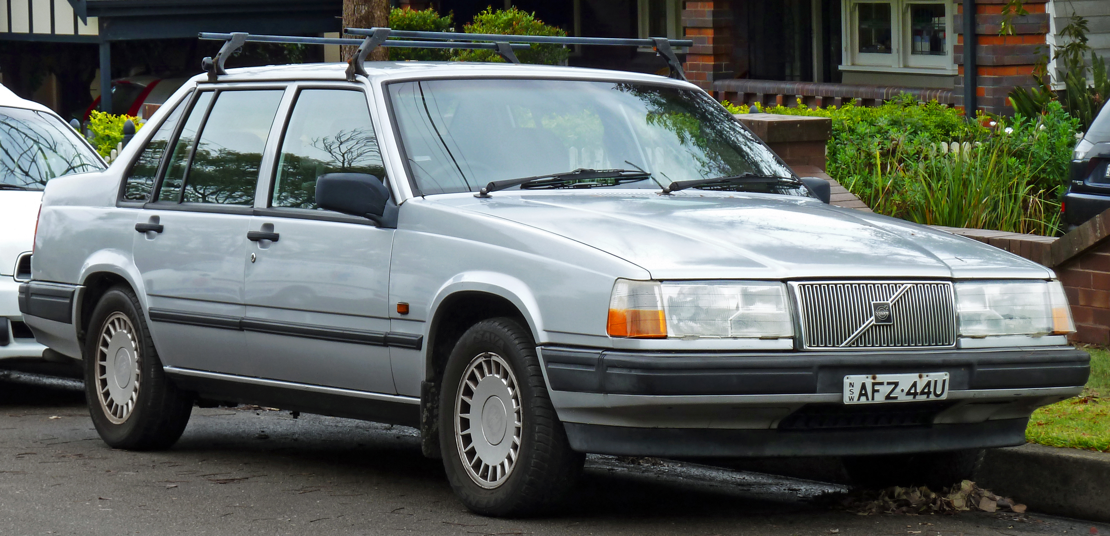 Dossier: Berline Volvo 940 GL 1990-1993 (15/06/2011)