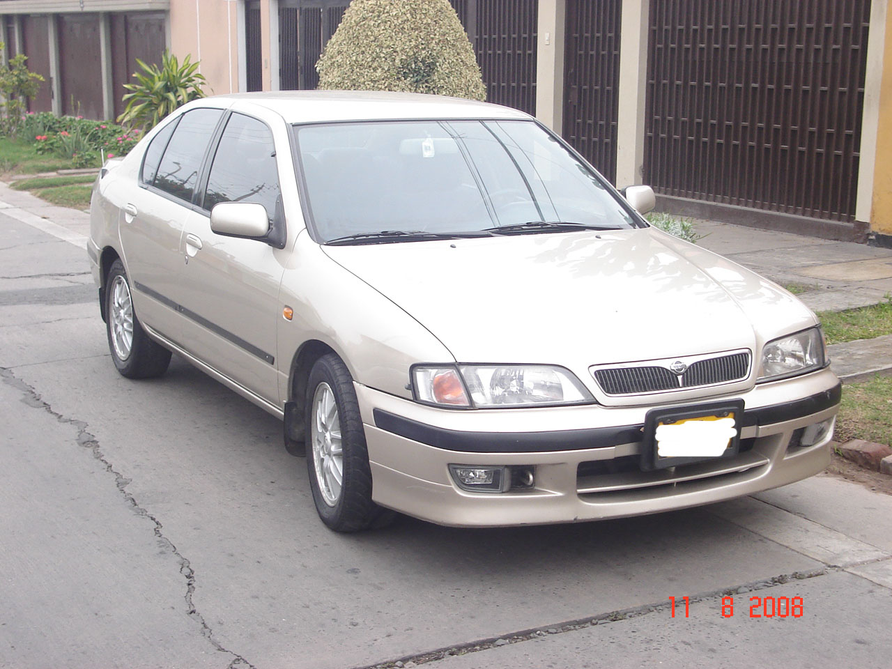 Ниссан 2000 года выпуска. Ниссан премьера 2000. Ниссан премьера 98 года. Ниссан примера 2000 года. Nissan primera 98 год.