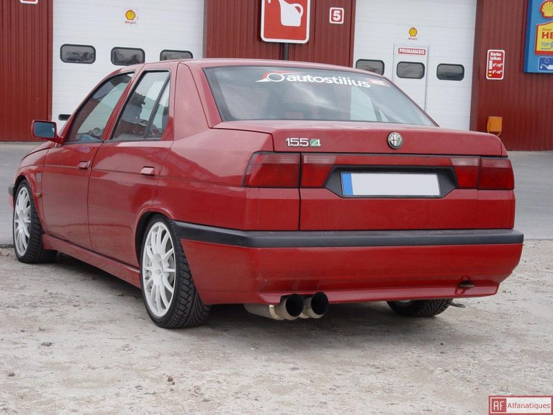 Alfa Romeo 155. Voir Télécharger le fond d'écran. 800x600. Commentaire