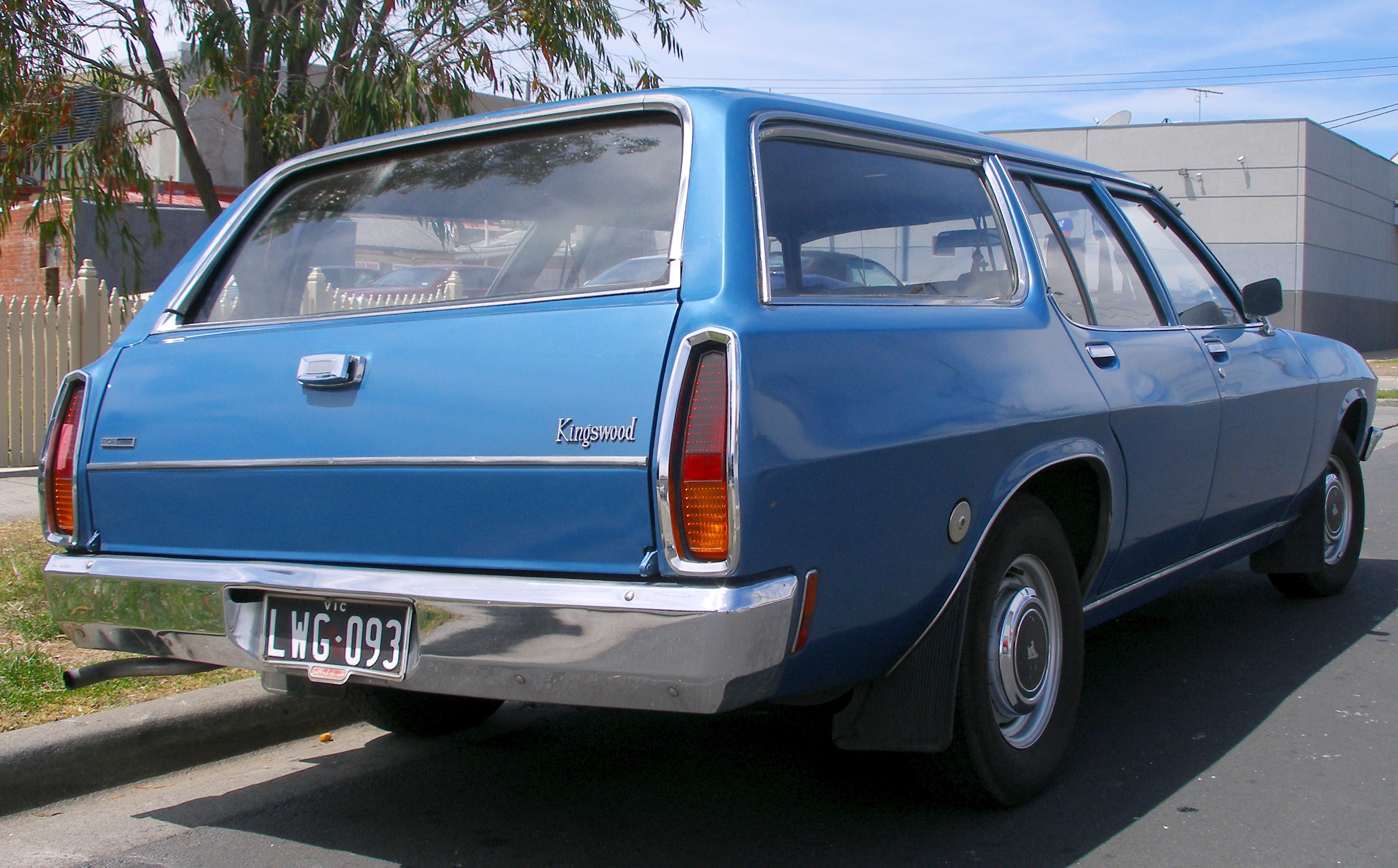 Dossier: 1971-1974 Holden HQ Kingswood break 02.jpg