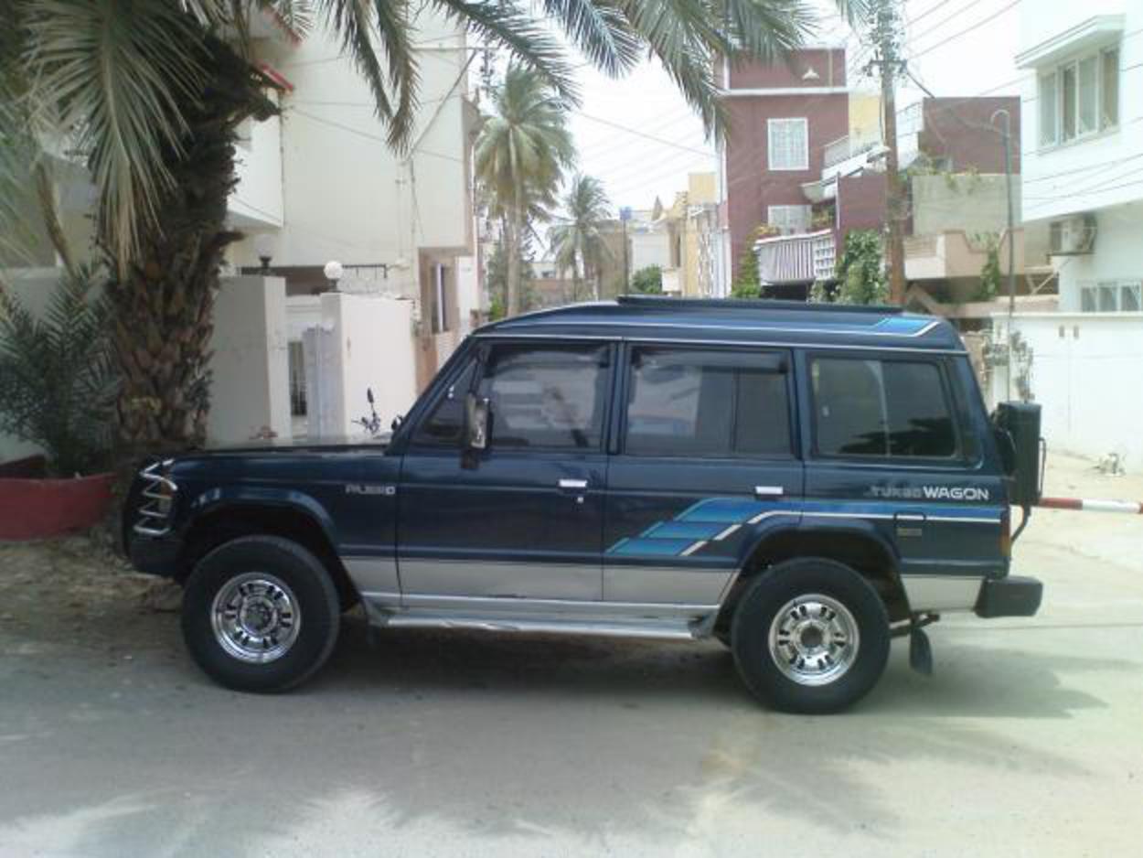 Photos de Mitsubishi Pajero, Turbo Wagon (VENTE URGENTE)