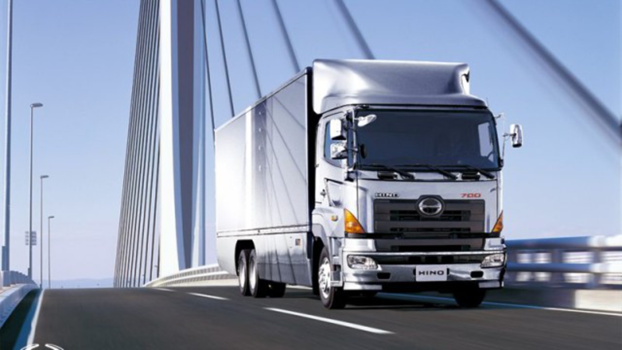 Hino SH 2013 - cars catalog, specs, features, photos, videos, review, parts,