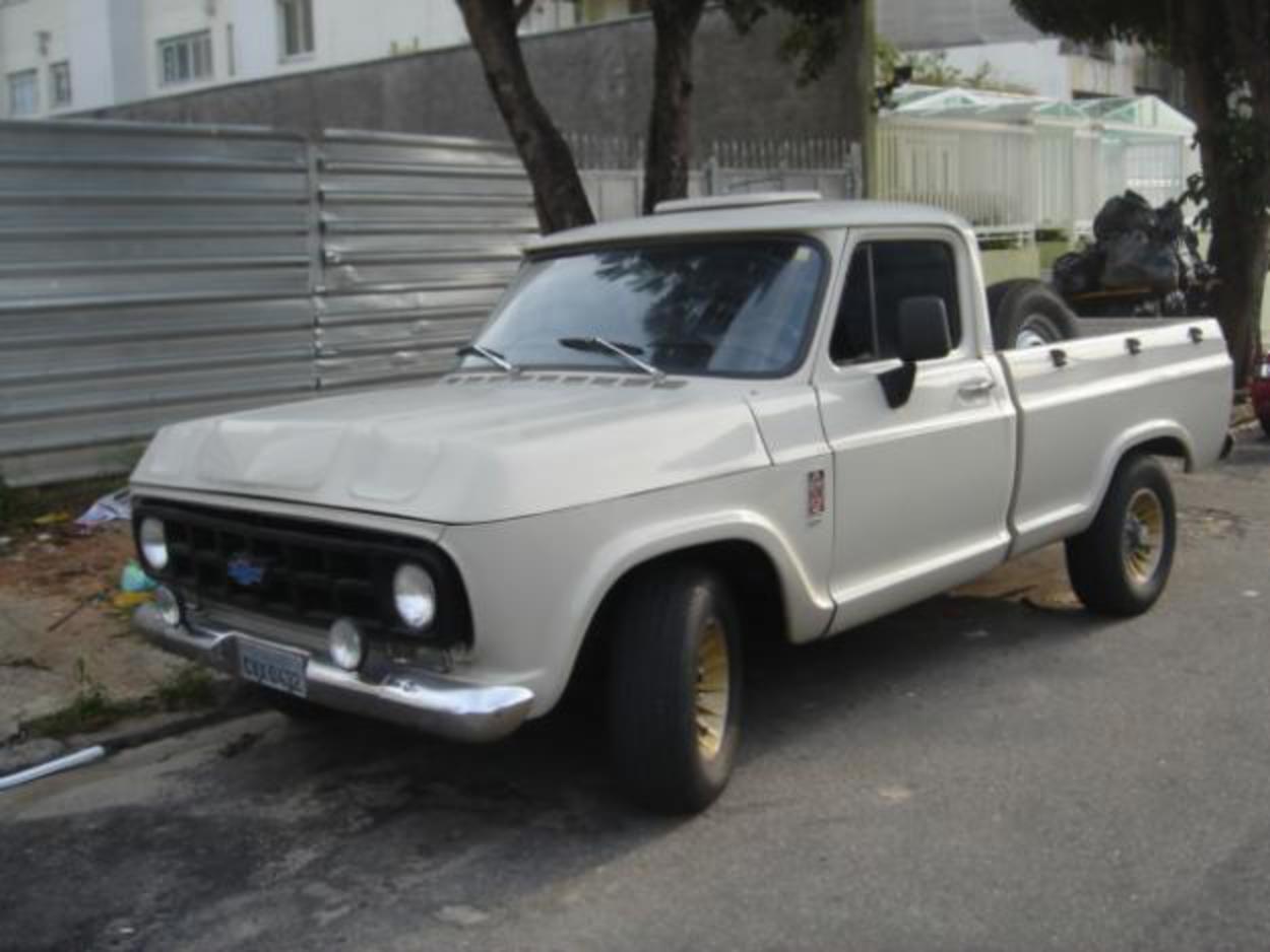 Chevrolet d-10