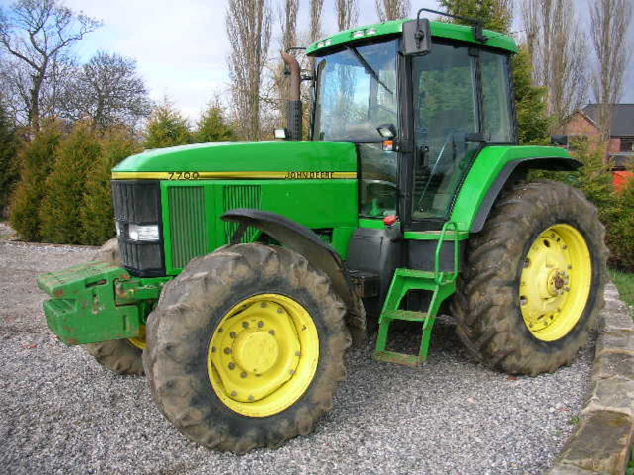 John deere 7700