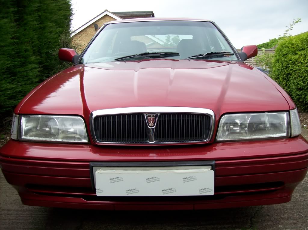 Modèle : Rover 820i