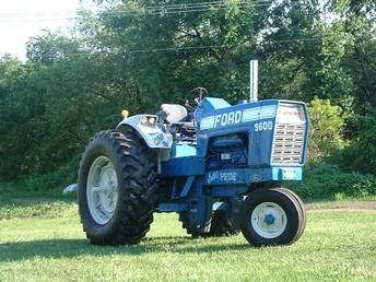 Modèle : Ford 9600