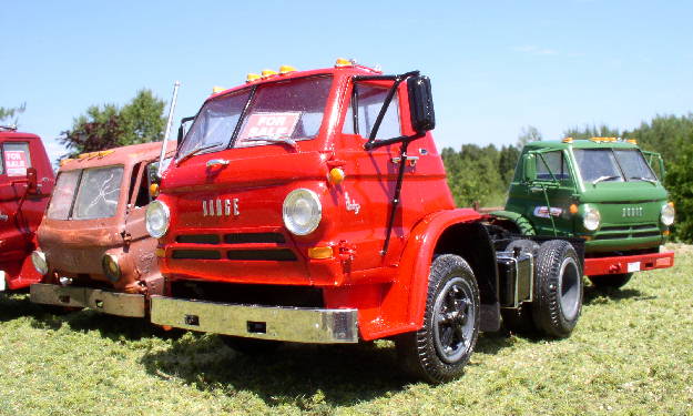 Dodge l-700