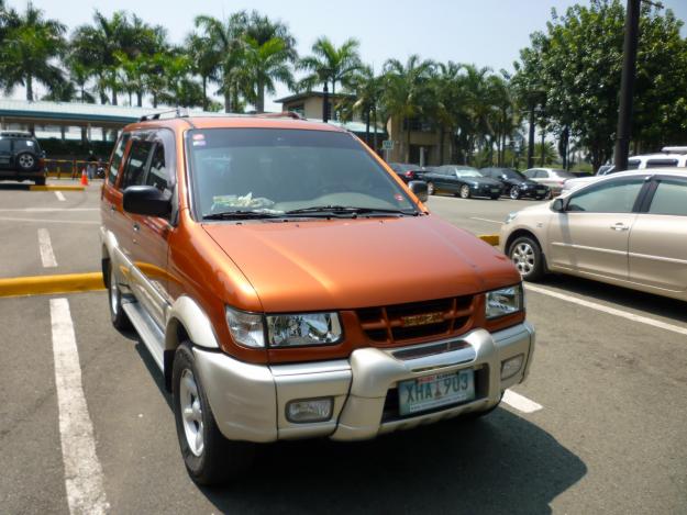 Isuzu vent de travers