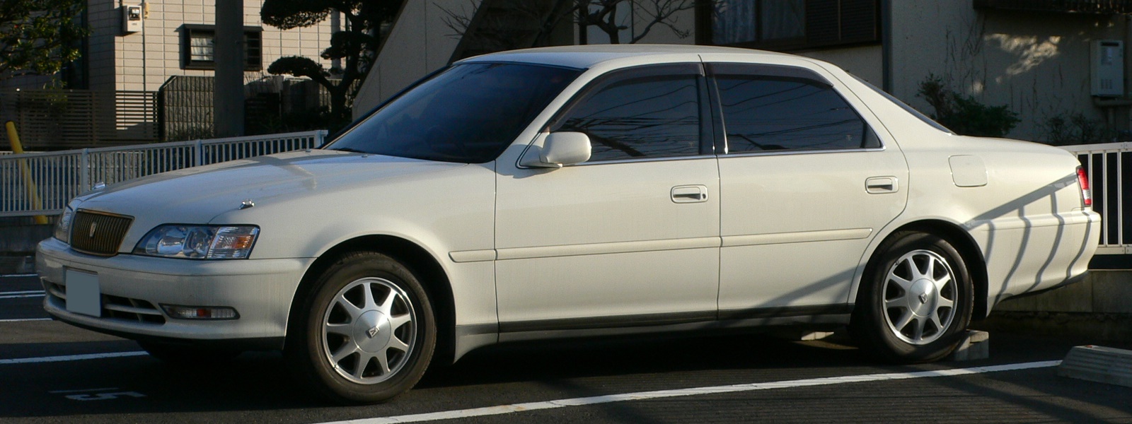 Toyota Cresta