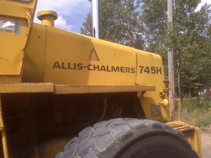 Allis-chalmers 745
