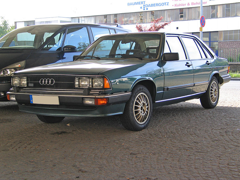 Audi 100 L 5E