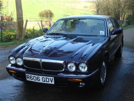 Berline à Carrosserie rigide à 2 essieux Bentley