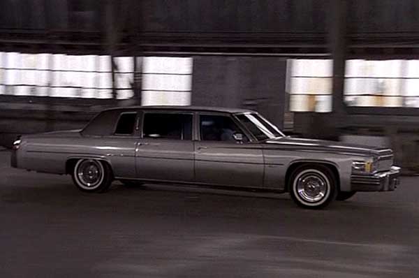 Limousine Cadillac Fleetwood 75