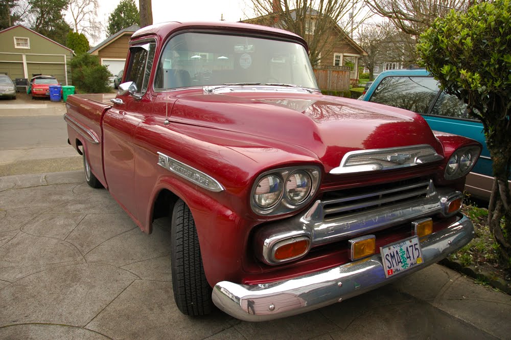 Pick-up Chevrolet Apache 32